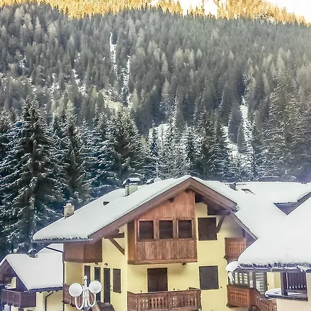 Residence Des Alpes Canazei Exterior photo